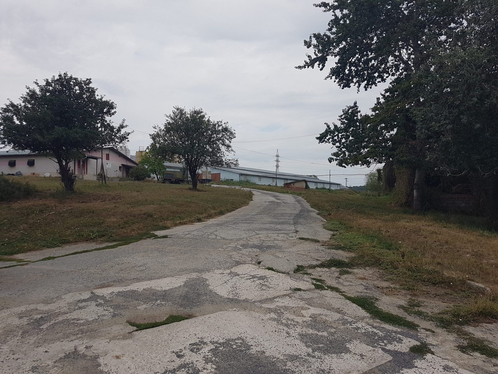 Dobrovoľná dražba: Pozemok (zastavaná plocha)