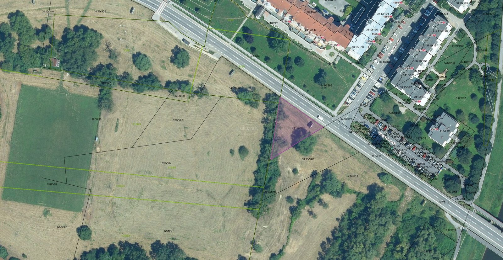 Exekučná dražba: Pozemok (trvalý trávny porast)