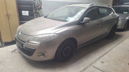 Ponukové konanie hnuteľného štátneho majetku: Auto